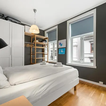 Centrally Located With Balcony Bergen